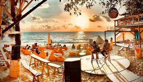Phu Quoc Cafe Shop Beachfront is the best place for 30s Travelers